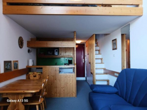 Résidence Aiguille Grive Bat Iii - Appartement 2 pièces 6 personnes en duplex, skis aux pieds, dans le village de Charmettoger à Arc 1800. MAE-6954